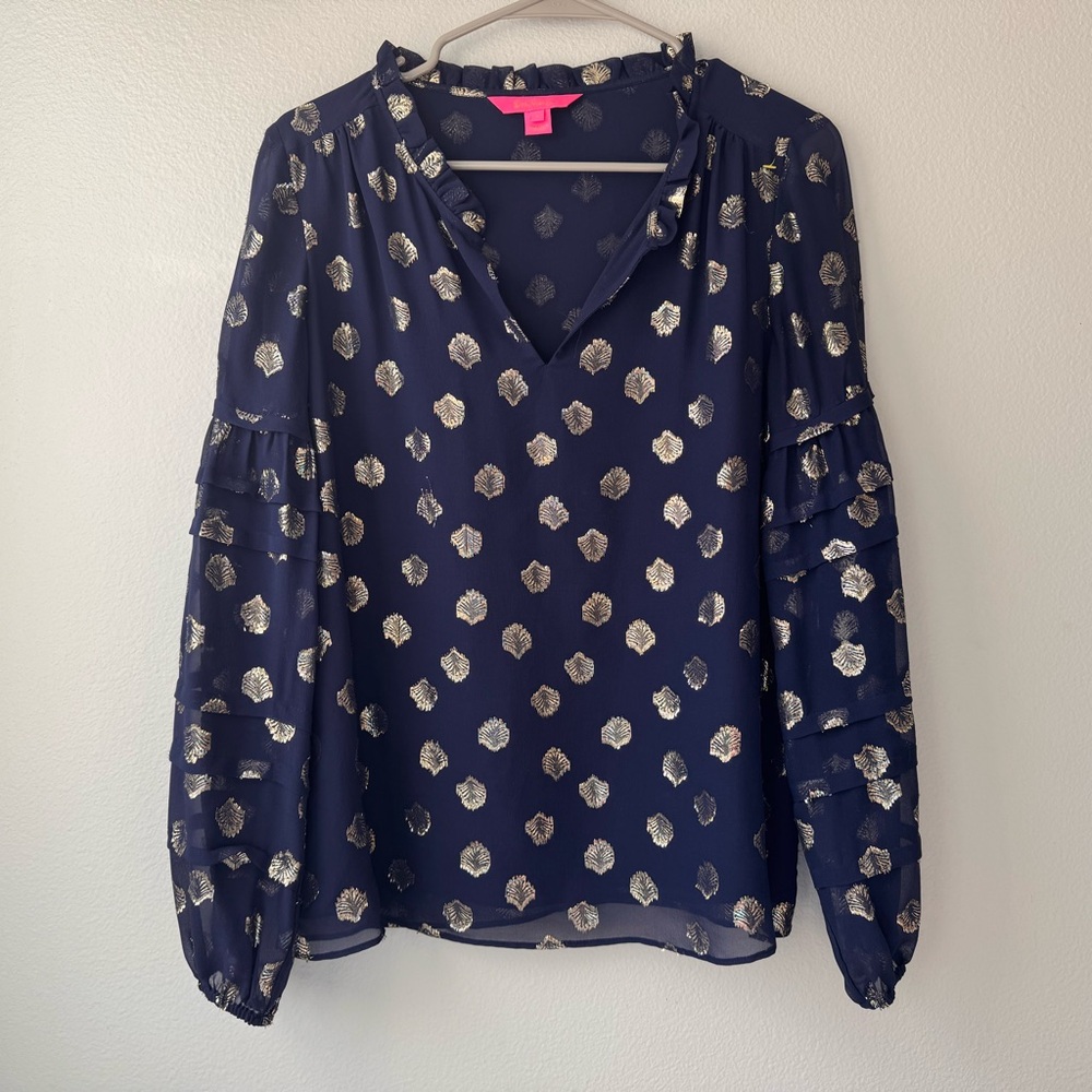 Lilly Pulitzer Navy Blouse with Metallic Gold Print Size S Resortwear Luxury